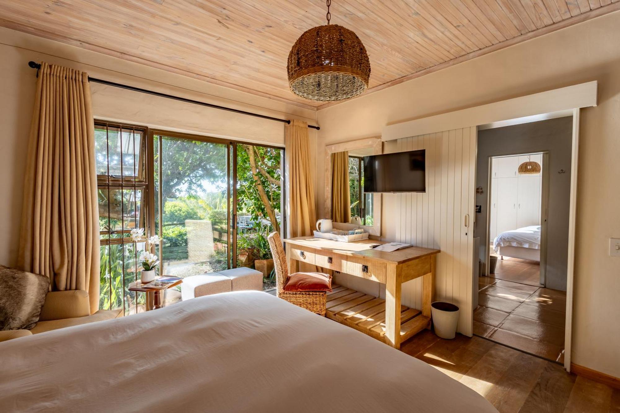 Tidal Retreat Hotel Plettenberg Bay Bagian luar foto